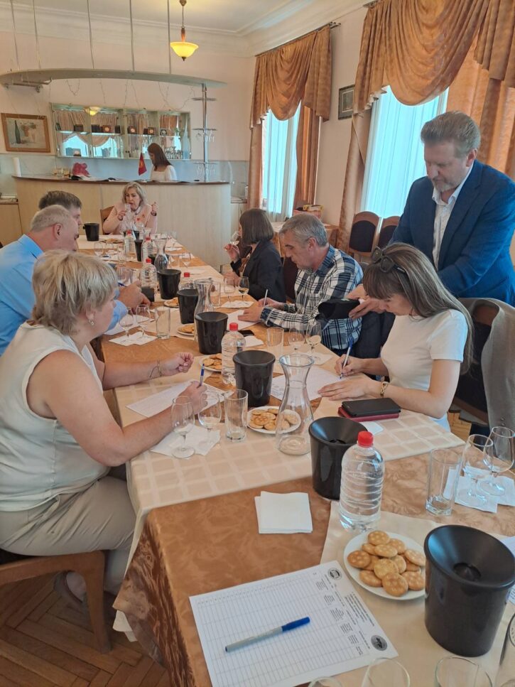 IMG-370627ed05dbe2ce0fbe50431eb54483-V